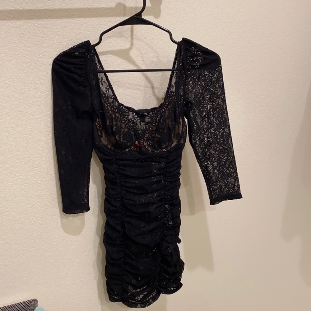 VICTORIA’S SECRET: LACE TIGHT DRESS